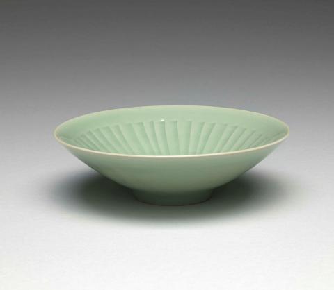 Artwork Fluted bowl this artwork made of Porcelain, thrown with 43 interior flutes and light celadon glaze, created in 1984-01-01