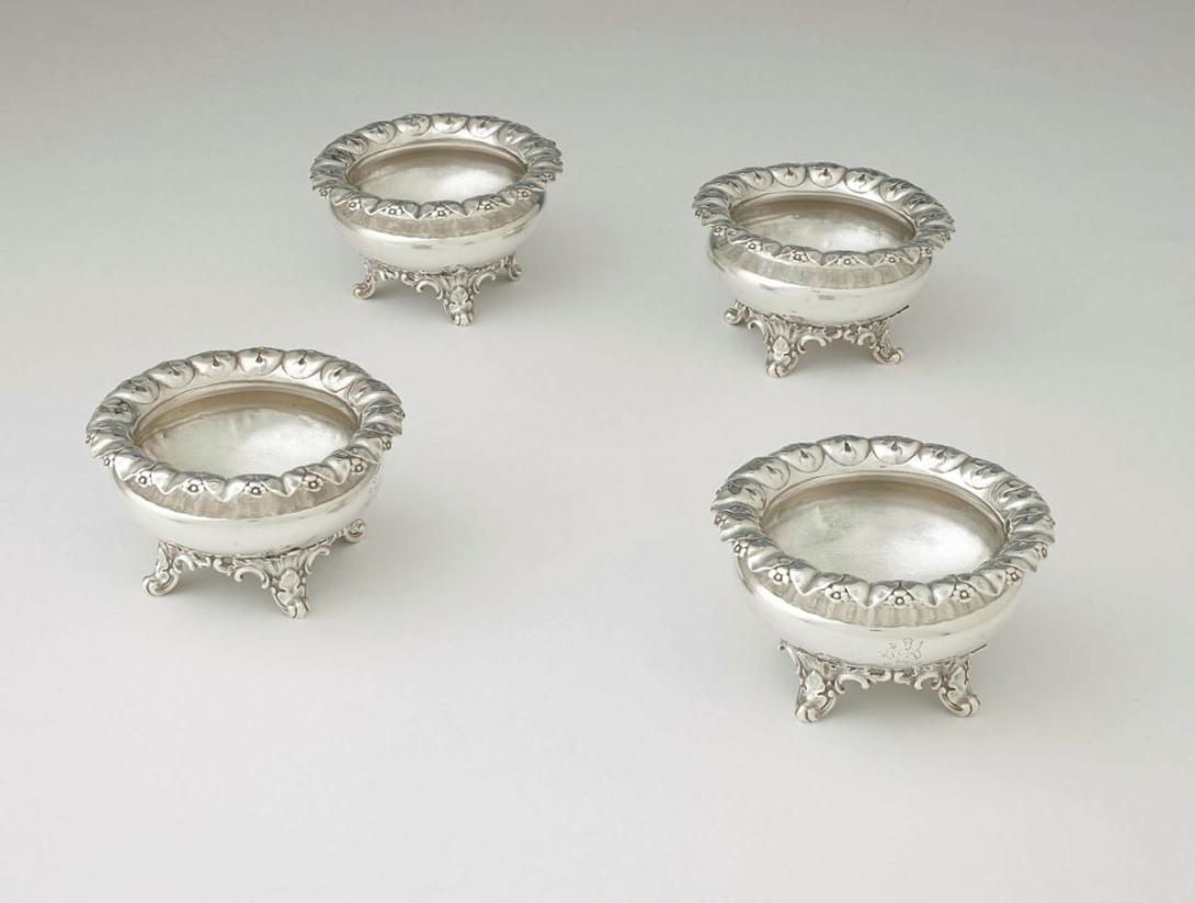Artwork Four salt cellars this artwork made of Silver, regency style engraved with floral scrolls and crest, created in 1839-01-01